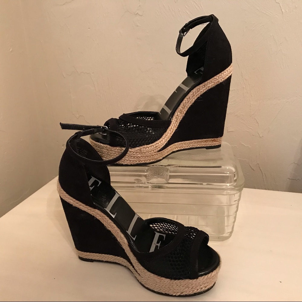 Host Pick!🎉🎉ELLE Black Velvet & Tan Mesh Espadrille Platform Wedge Shoe Size 6